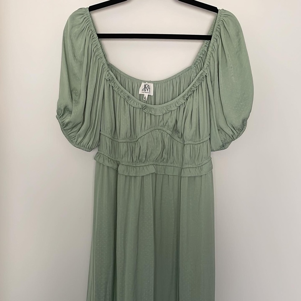 Robe midi couleur sauge 🌿